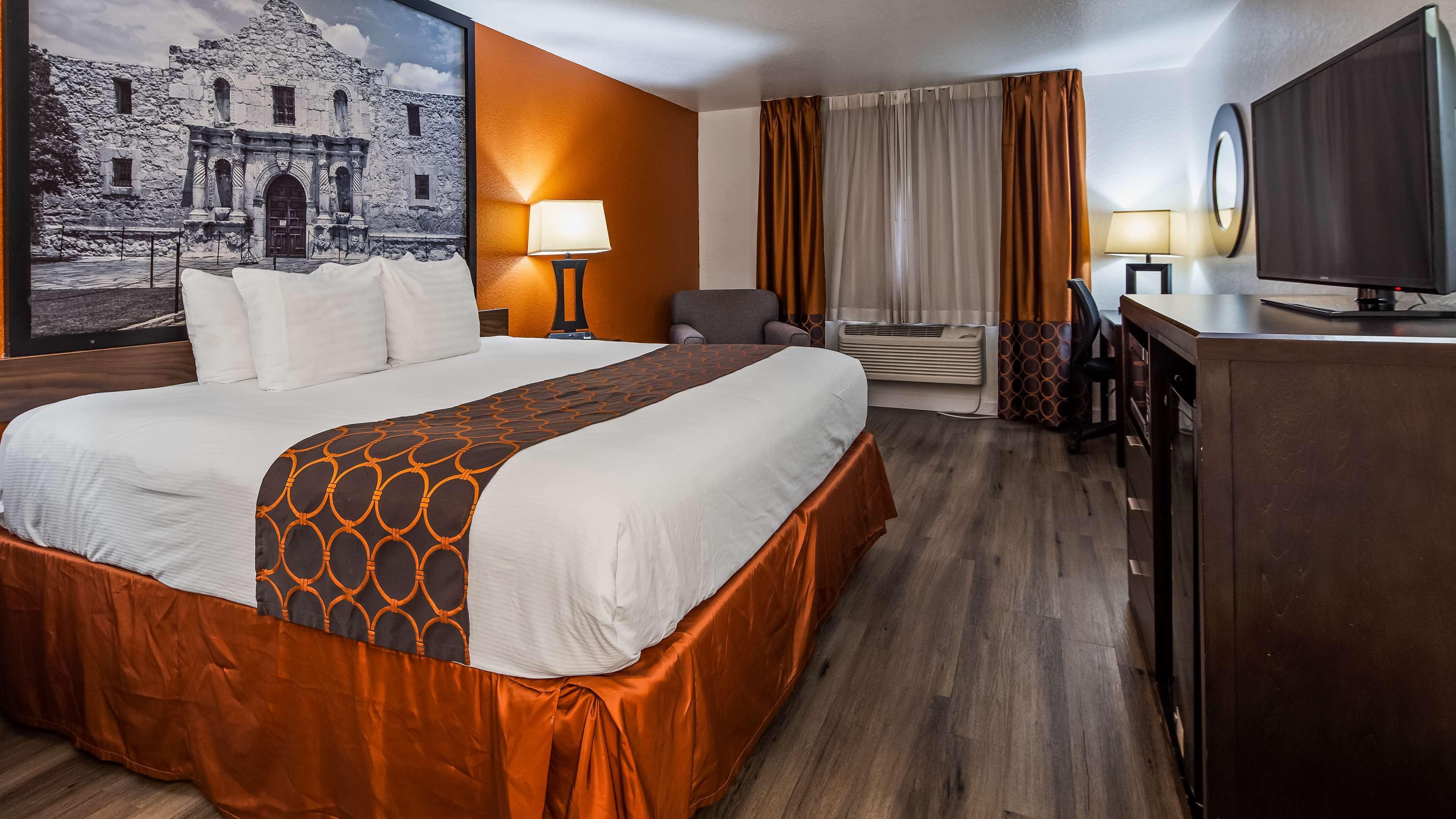 Surestay Plus By Best Western San Antonio Airport Екстериор снимка