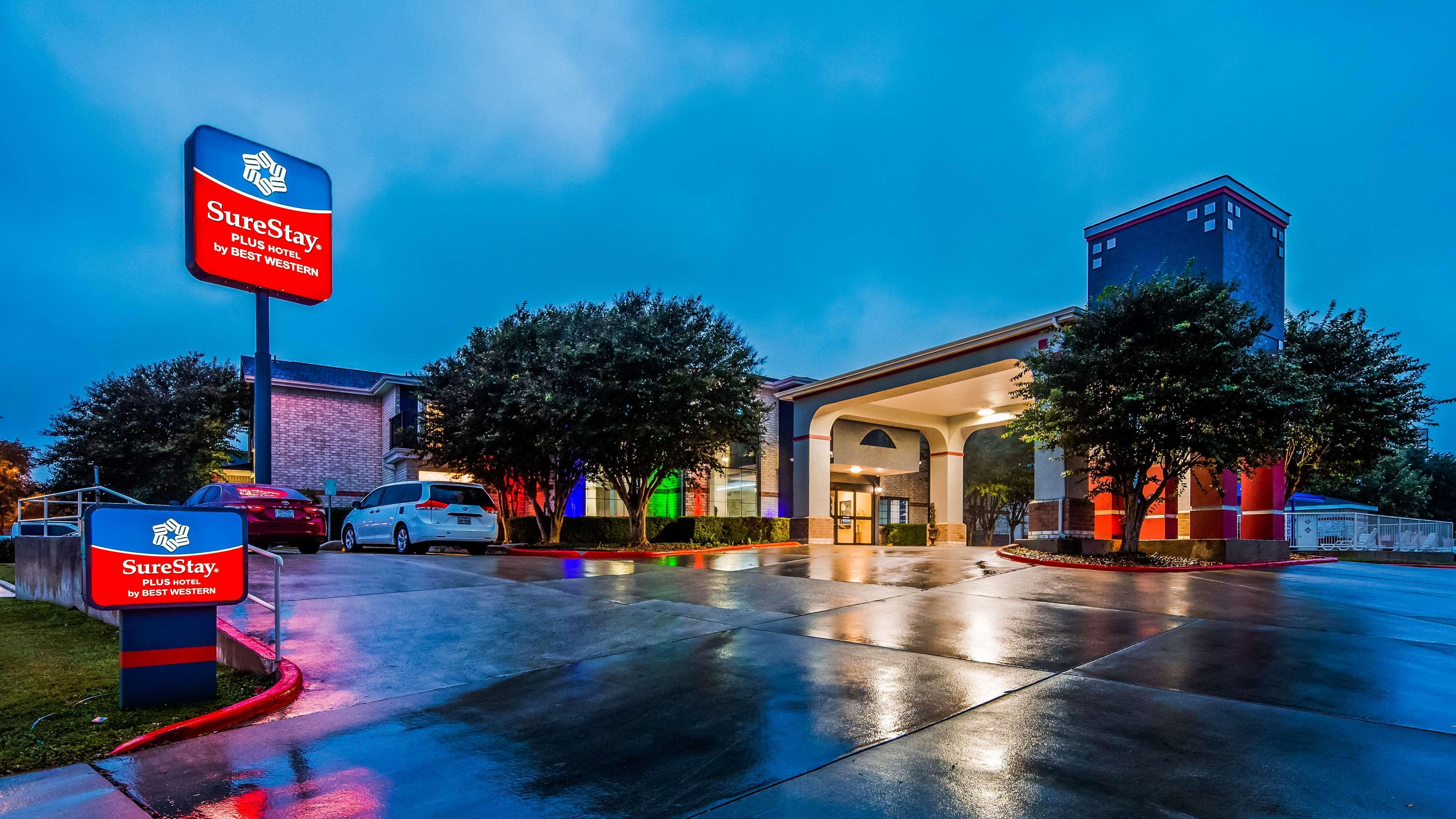 Surestay Plus By Best Western San Antonio Airport Екстериор снимка