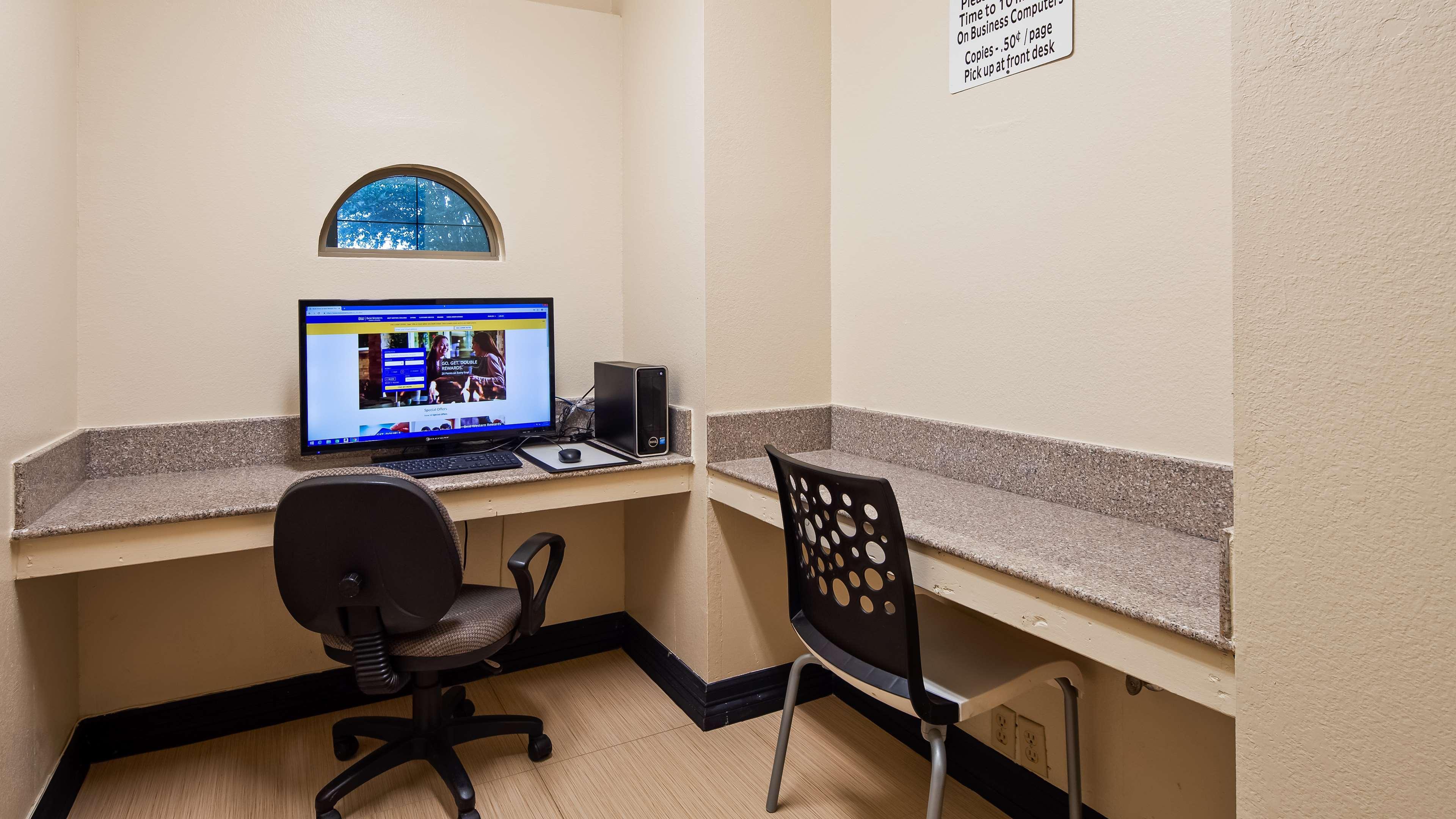Surestay Plus By Best Western San Antonio Airport Екстериор снимка