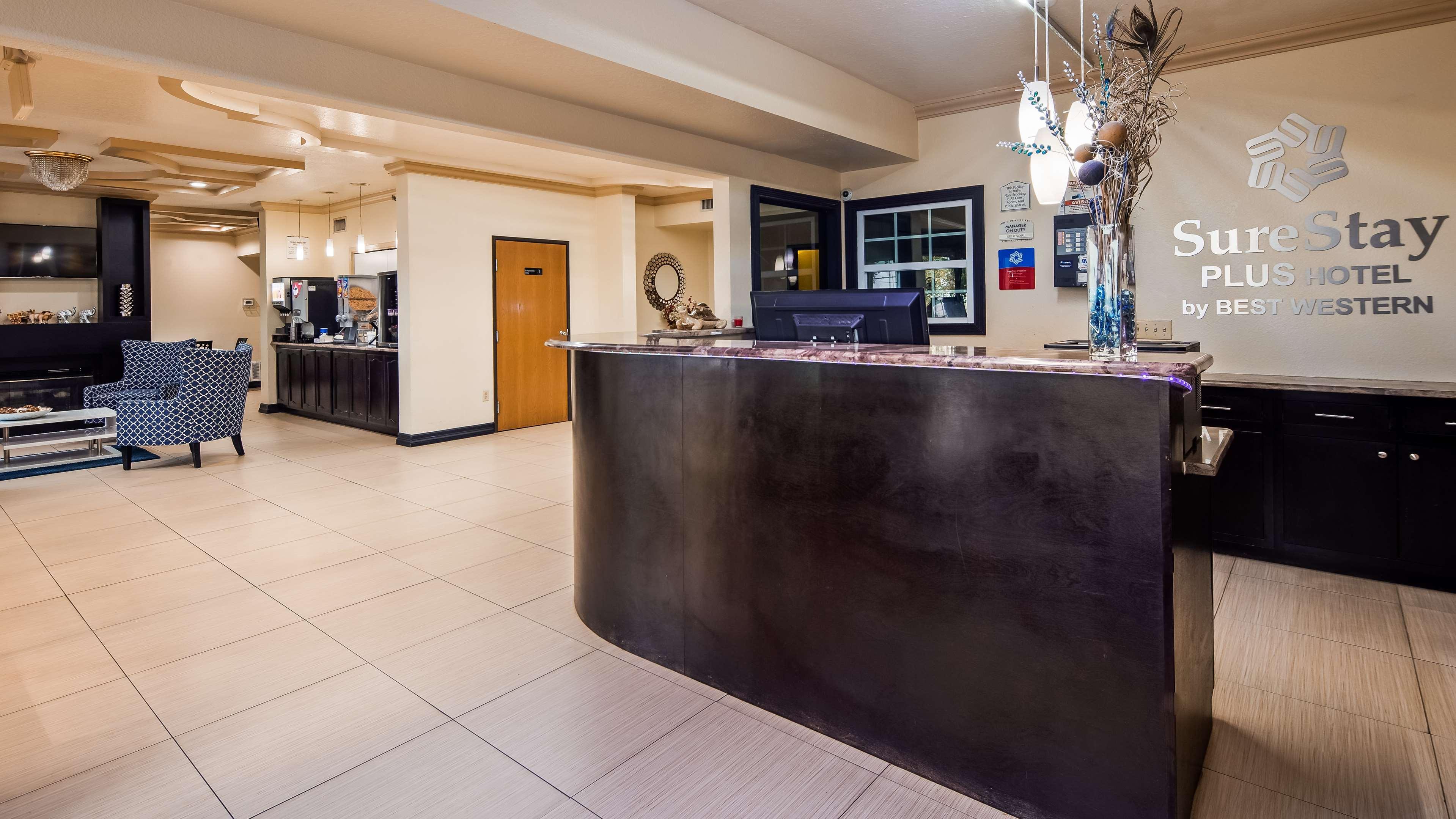 Surestay Plus By Best Western San Antonio Airport Екстериор снимка