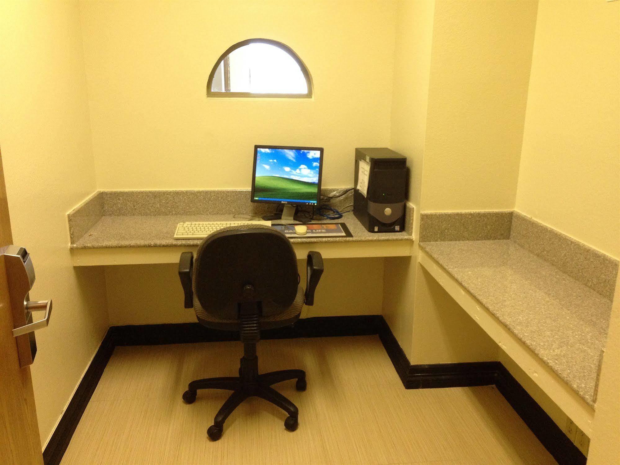 Surestay Plus By Best Western San Antonio Airport Екстериор снимка